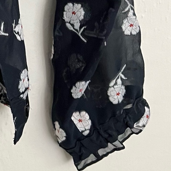 Rag & Bone Bennett Sheer Silk Blend Floral Blouse Navy White Size Small - Picture 12 of 15